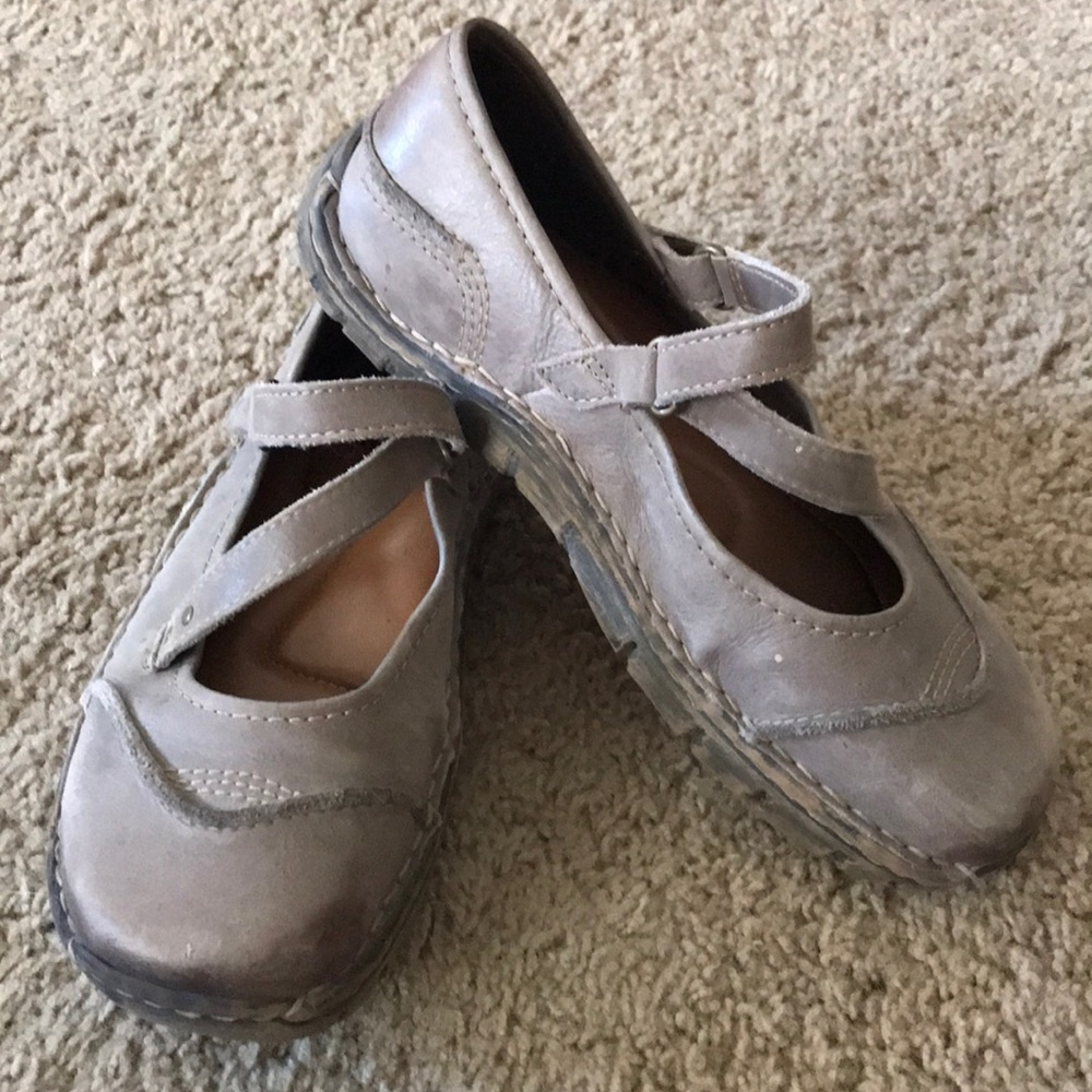 Earth shoes brown leather